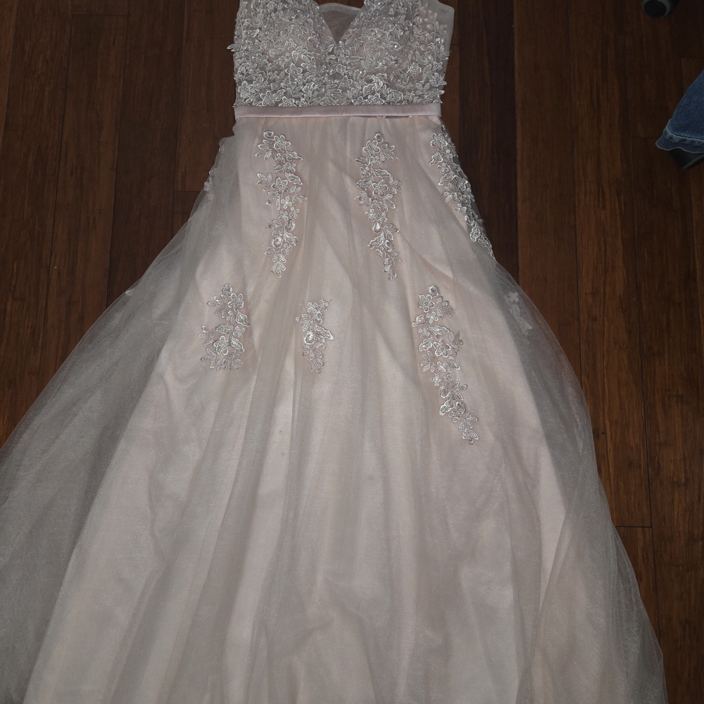 Elegant Pink Kids Dress with Floral Embroidery